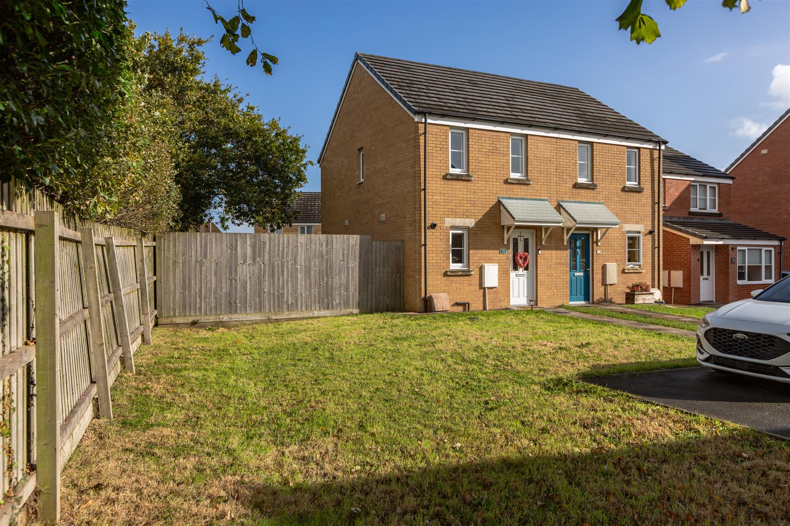 Maes Y Glo, Llanelli, SA14 9PZ